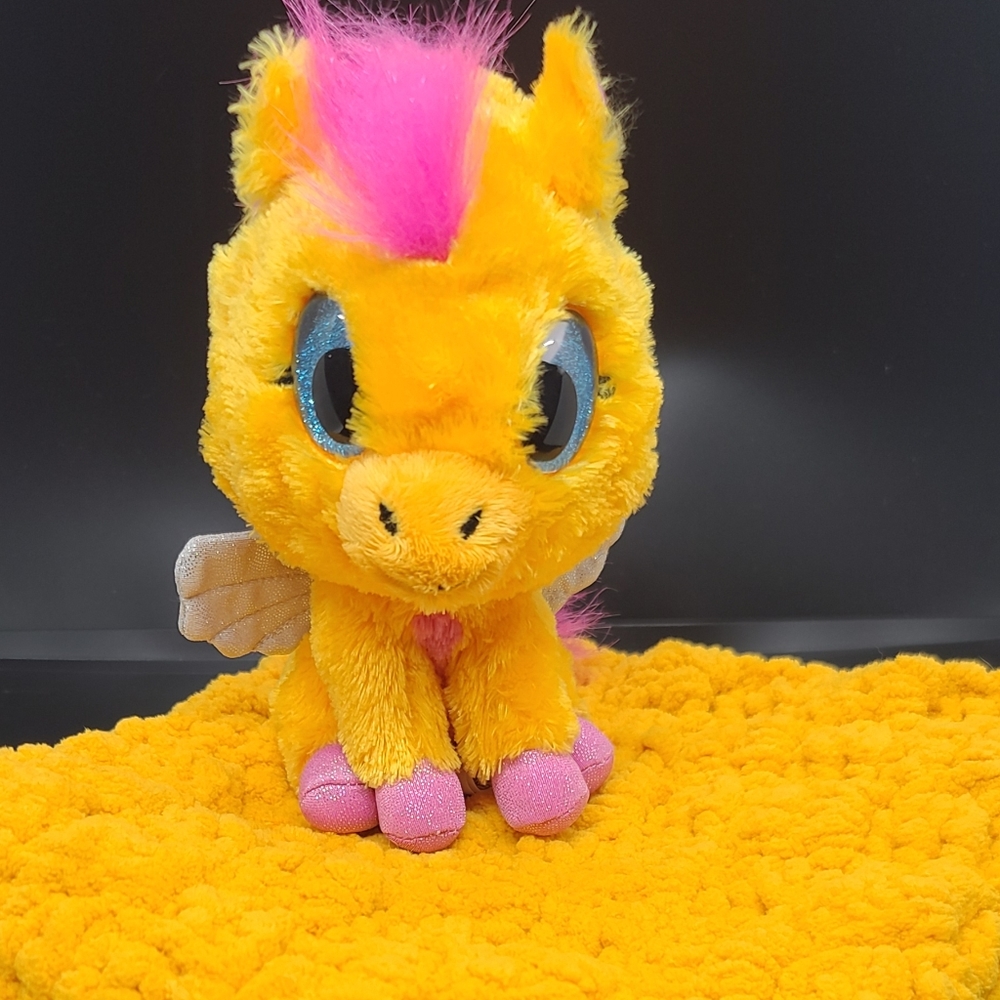 Pegasus Lovie
